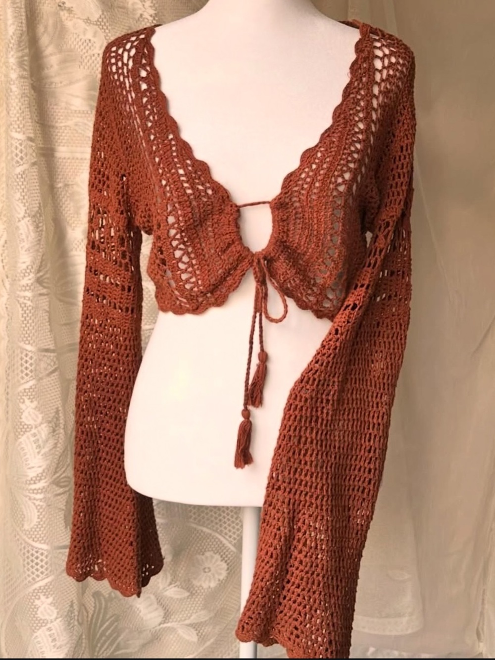 Forever 21 Rust Crochet Tie-Front V-Neck Sweater Size M